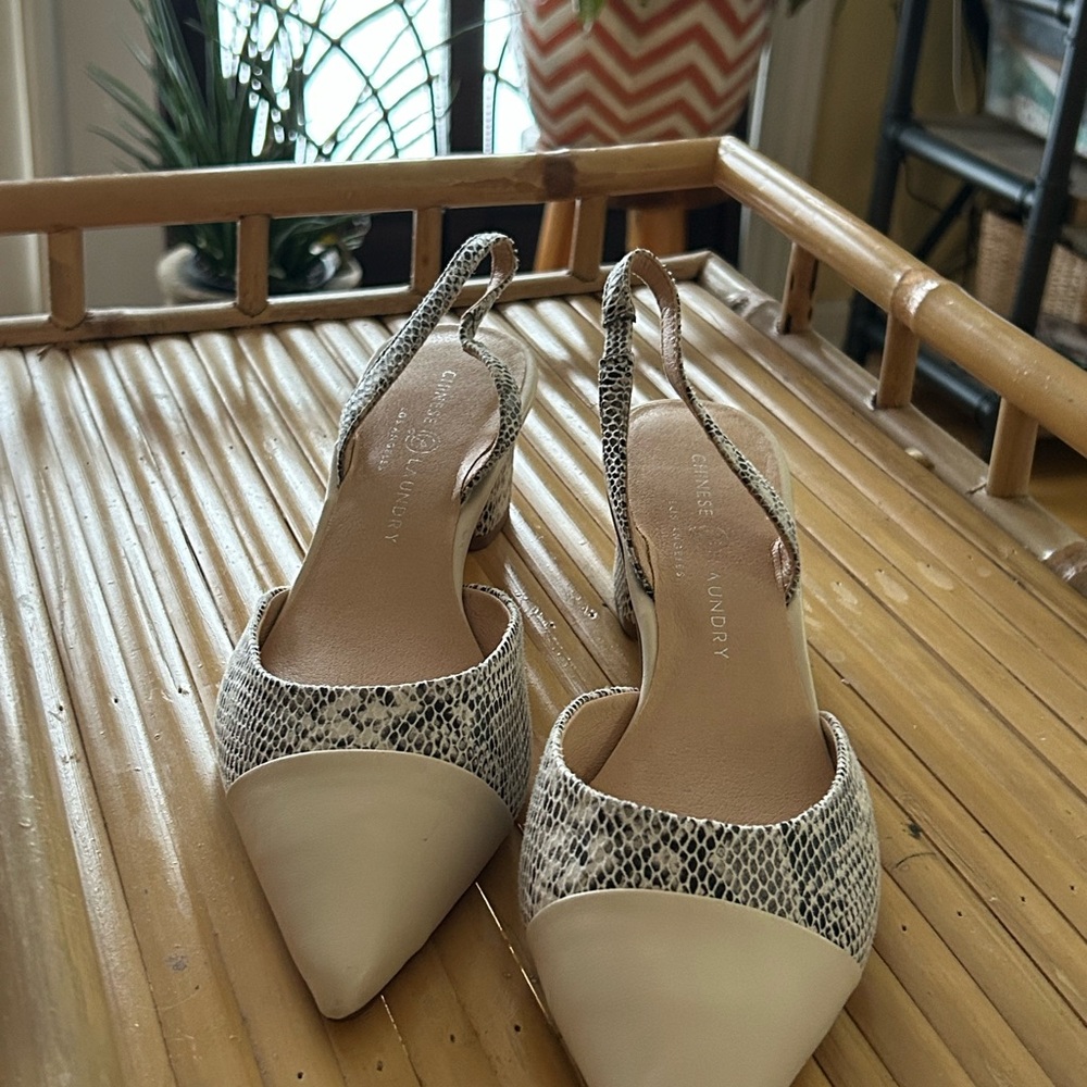 Chinese Laundry Women's Cabella Snakeskin and Cream Slingback Heels